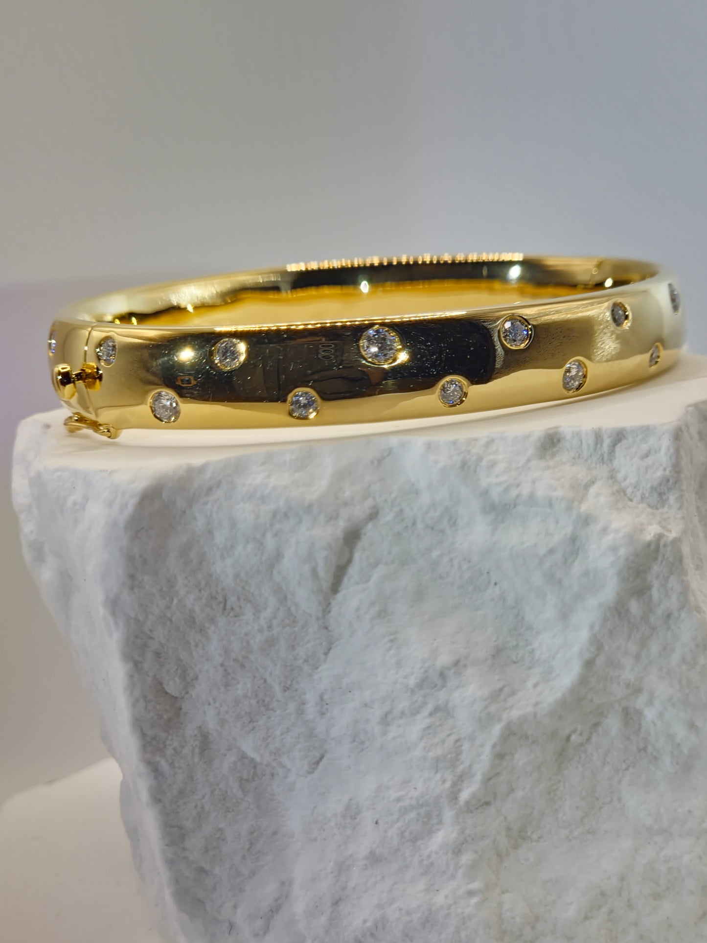 The Starry Night – 1.6 carat Solid Bangle