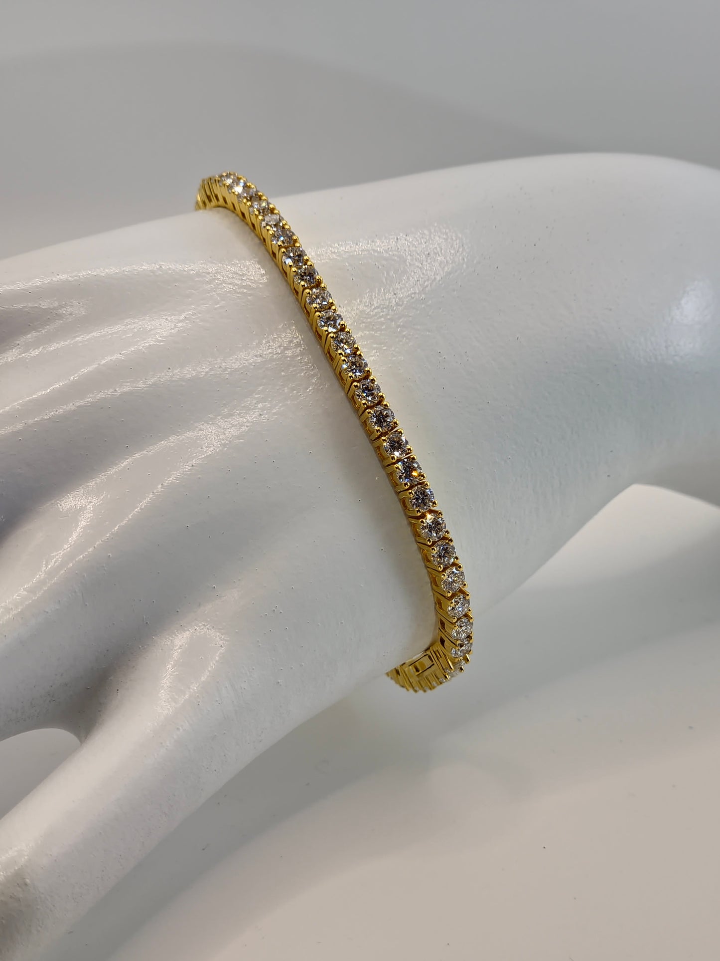 The Classic - 5 carat Tennis Bracelet