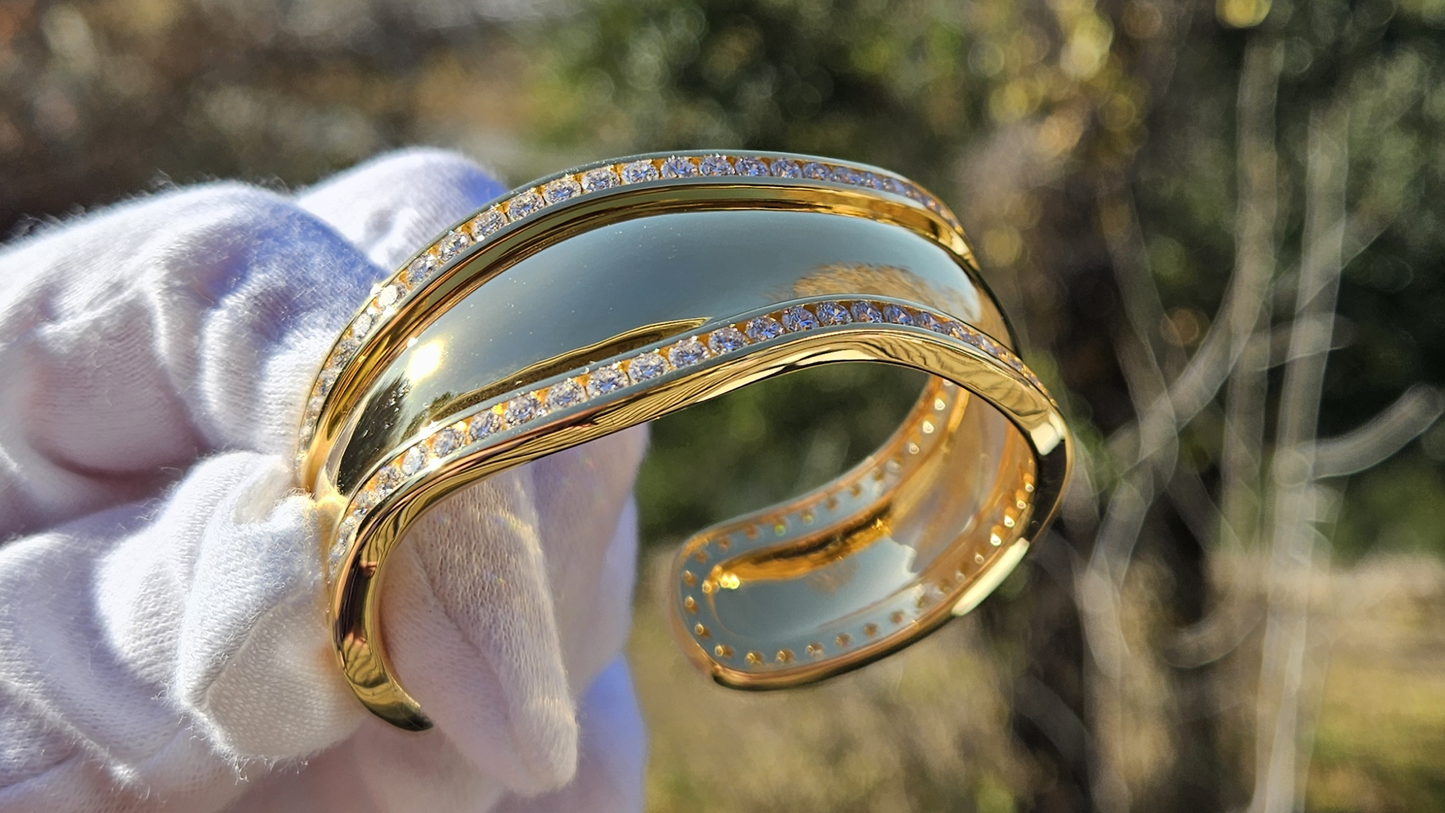 The Baroness – 9.5 carat Diamond-Lined Large Cuff Bracelet